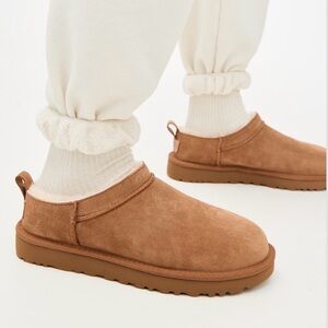 Womens UGG Classic Micro Boot In Chestnut
Size 6 NWT